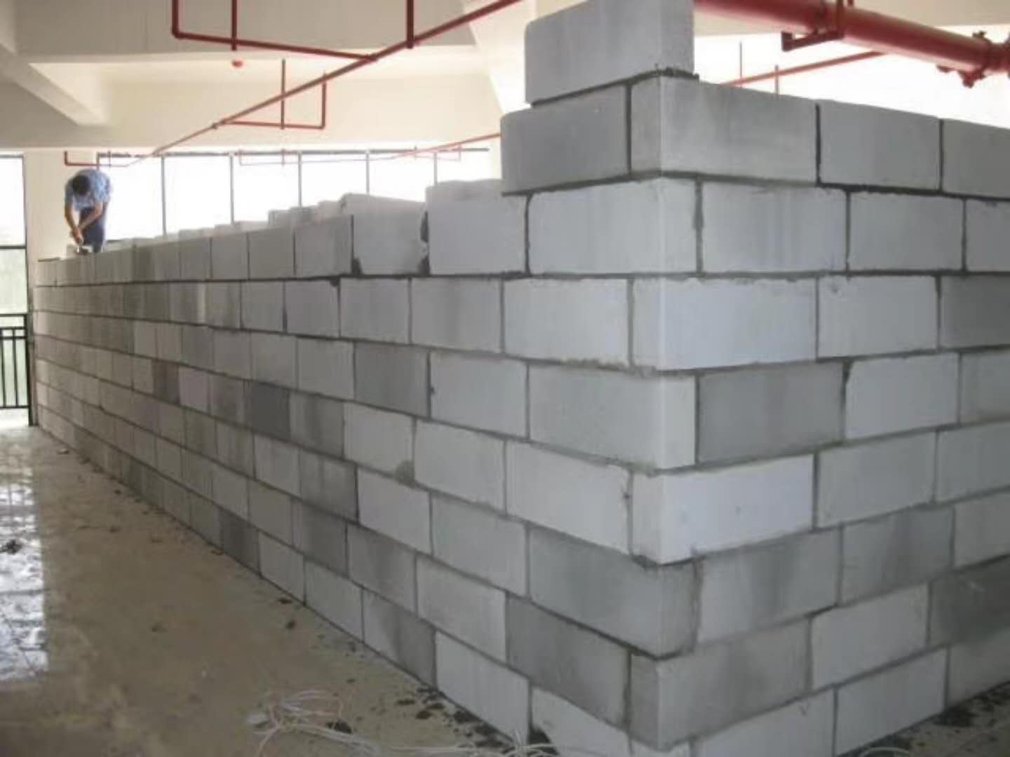 辽源蒸压加气混凝土砌块承重墙静力和抗震性能的研究